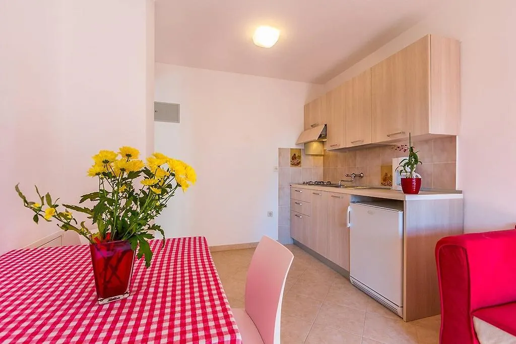 Apartments Valbandon Fazana Croatia